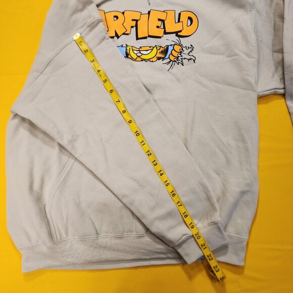 Garfield Nickelodeon Scratching Claws Hanging On Hoodie Sweatshirt Beige Size L - Picture 7 of 10